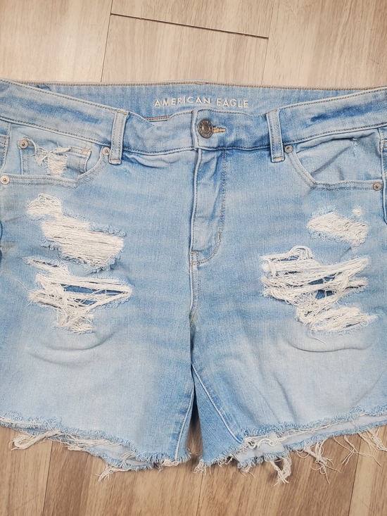 American Eagle Outfitters Pants - American Eagle The Dream Short Womans 16 Distressed Hem Frayed Denim Shorts